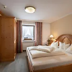 Andrea Hotel 4*